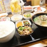 大衆炭火焼肉ジンギスカン ホルモン酒場 風土. - 