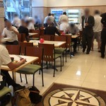 東横INN - 無料朝食サービスの会場は、１階ロビーです