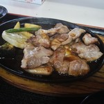 定食処 櫻茶屋 - かみふらのポーク200ｇ