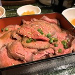 お肉の専門店 スギモト - 氷熟ローストビーフ重