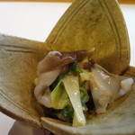 温石 - トリ貝のからしあえ