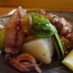 温石 - タイラギ貝とホタルイカのポン酢ジュレがけ