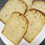 一歩ベーカリー - ライ麦食パン（スライス）