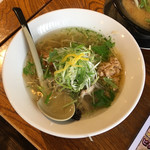 麺屋 花蔵 - 鶏ごぼうラーメンしお味 780円