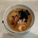 らぁ麺や 一晃亭 - 背脂煮干し醤油