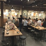 三ぞう - 三ぞう 岩本町店(東京都千代田区神田岩本町)店内