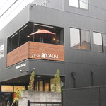 CALM - 川西能勢口駅北口から徒歩約3分（西友から雲雀丘方面（西へ）すぐ）