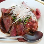 味楽苑 - 牛ランプたたき丼