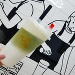 Bi cha - 宇治抹茶ラテ岩塩チーズクリーム