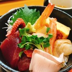 季節料理 前ざき - 海鮮丼