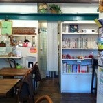ナチュール - 雑貨も売ってる落ち着いた店内