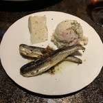 バー エグザゴーヌ - Ｒ1.11　前菜3種・銚子産オリーブオイルサーディン・出雲産カマンベール・青いポテトサラダ