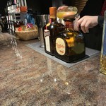 バー エグザゴーヌ - Ｒ1.11　カクテル作成中１