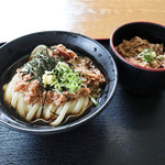 うどんの田 - 肉ぶっかけ冷と、牛丼