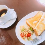 アカシア - ブレンドコーヒー＋モーニング５５０円