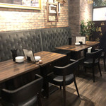 ＣＨＩＮＡ　ＤＯＬＬ - 店内