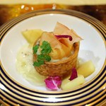 トゥ・ラ・ジョア - 紅玉 ＆ スパイス