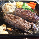 寛屋 - 今日も俵ハンバーのビックサイズです。
