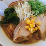 ラーメン 峠 - 味噌ラーメン中700円