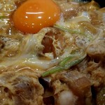 Goemon - ウメ～地鶏の親子丼