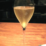 ﾛﾌﾞﾏｲﾔｰのバレリーナでシャンパンを