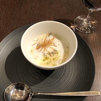 THE FUNATSUYA - パンナコッタの温製スープ、お冷や
                    流石にこの時期は暖かいスープが嬉しい。