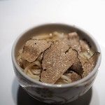 エクアトゥール - 鶏ブイヨンスープ　麺　秋トリュフ