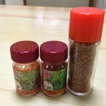 盛京亭 - ちょ～辛い、調味料(*＾艸＾*)