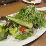 リストランテ ゼンゼロ - タコのカルパッチョと水菜のサラダ(\580-)