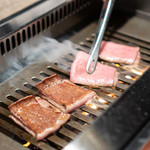 USHIGORO S. - 究極の黒タン　 トリュフ添え