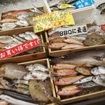 とれとれ市場 鮮魚コーナー - お得だけどこんなに食べられない(^_^;)