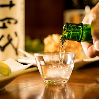 店主が厳選した日本酒が充実◎蕎麦の味を一層引き立てる