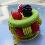 アテスウェイ - ピスタチオマカロン