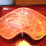 とび魚舟あそび - 日替わり定食　６５０円　の　刺身（ハマチ３切れ）