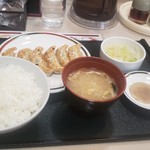 Miyoshino - ぎょうざ定食
