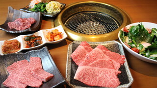 Yakiniku Kankoku Ryouri Shouei - 