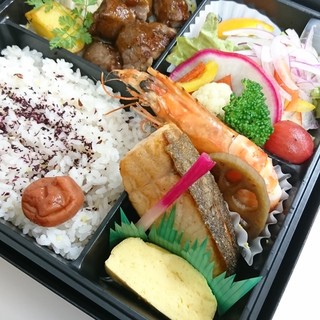 Enjoy the delicious and safe taste of Serenite in your Bento (boxed lunch).