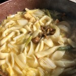 ほうとう不動 - ほうとう@1100円   ほうとうメニューはこれ一択。でもそれで十分。野菜たっぷり！麺のコシよし！味噌もこなれてクタクタ加減グー！量たっぷりで夜までお腹いっぱい！河口湖畔でほうとう食べるなら不動だなぁ