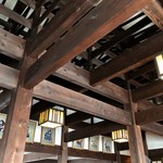 ほうとう不動 - 店内もグー✊