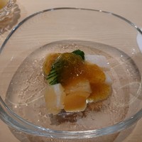 鮨 なんば 日比谷 - ホタテの貝柱の柿酢