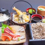 Sashimi, tempura, Horokanai soba set meal