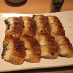 Yayoi Ken - R.1.7.9.昼 うなぎの蒲焼定食 1,290円税込のうなぎの蒲焼部分