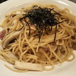 ウインズ - キノコとチーズの和風醤油スパ800円(本日のパスタ)