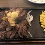 炭焼きステーキ ビーフインパクト  - 