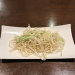 豫園 - 豆腐の細切り和え