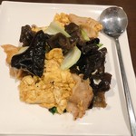 豫園 - 木耳と玉子の青梗菜炒め