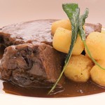 イゾラ トラットリア