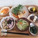 akubi - 日替わり定食 2019.11月