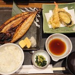 藍屋 - 大判さばの塩焼きと天ぷらセット