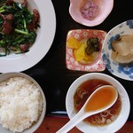 和 - ニラレバ定食